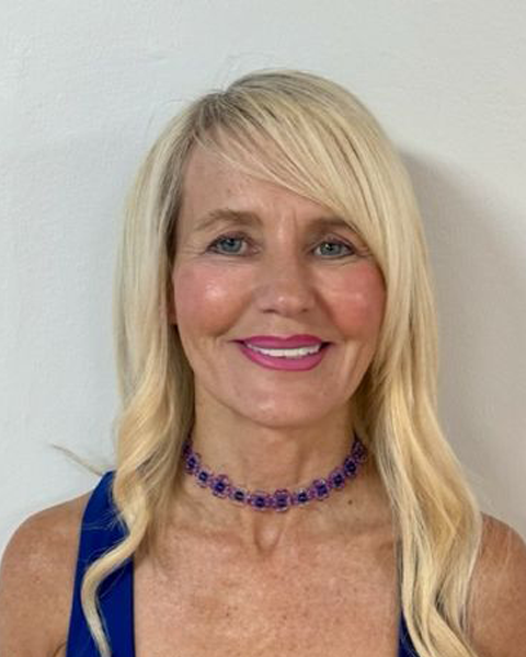 Headshot of Debbie Watters